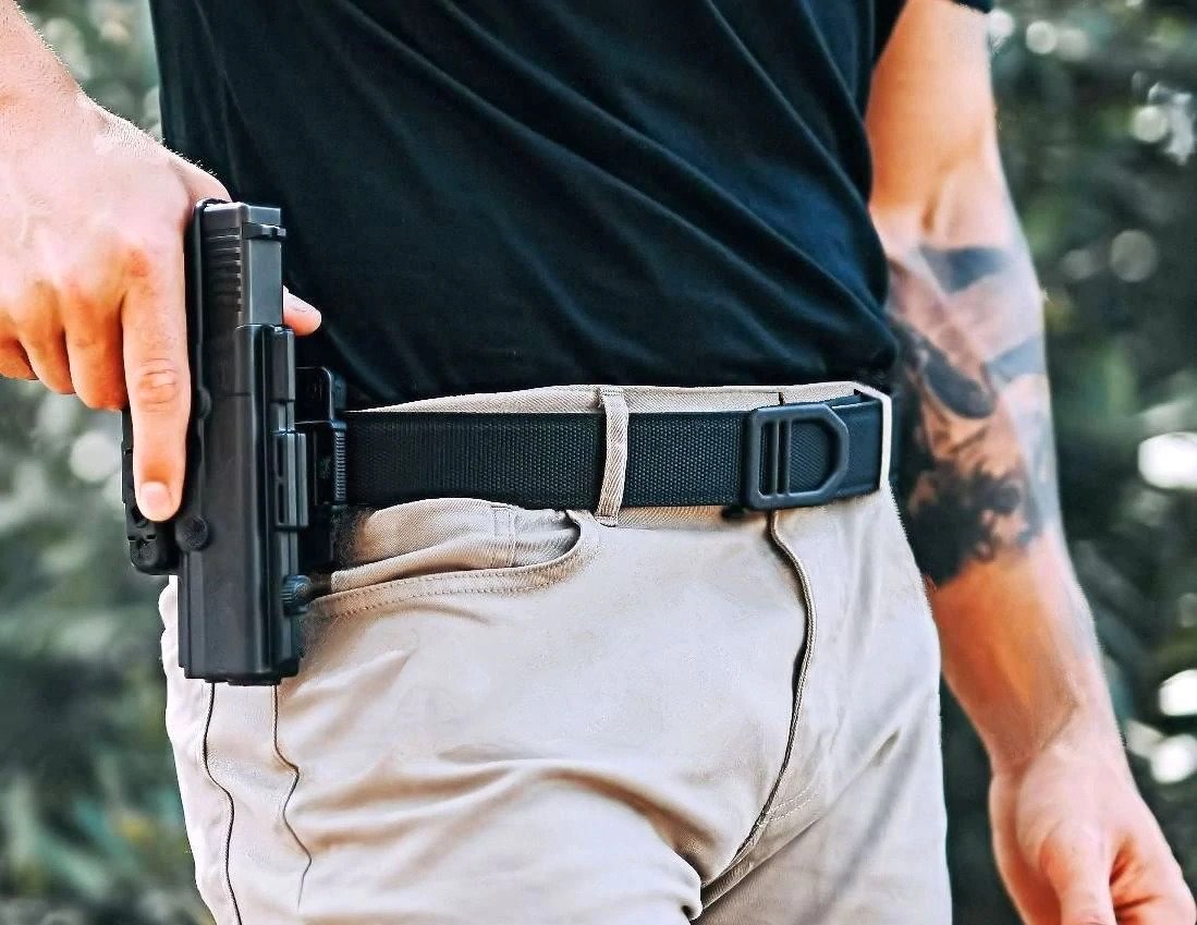 Best Gun Belts For Concealed Carry [2024] | RECOIL